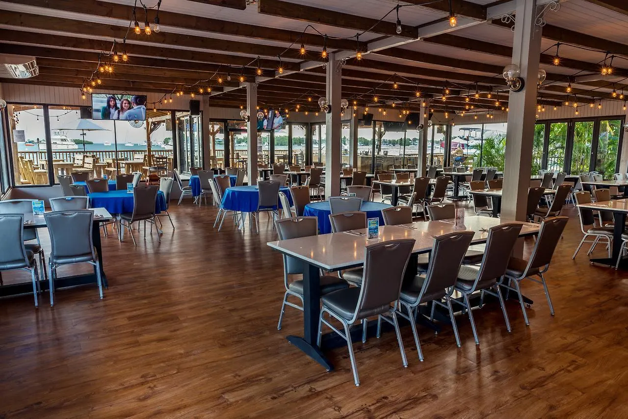 Full Moon Hotel & Restaurant Salinas Puerto Rico