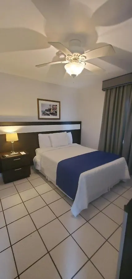 Full Moon Hotel & Restaurant Salinas 0*,  Puerto Rico